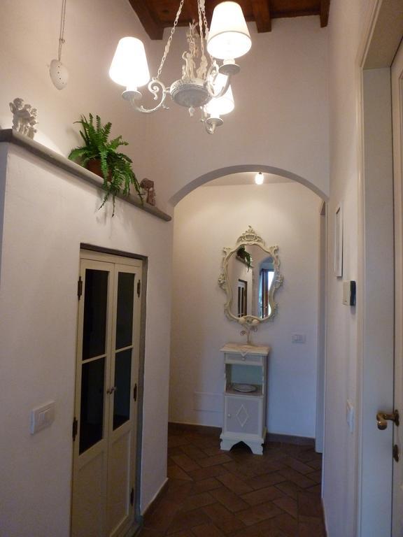 Suite "La Badia" Скандиччи Номер фото